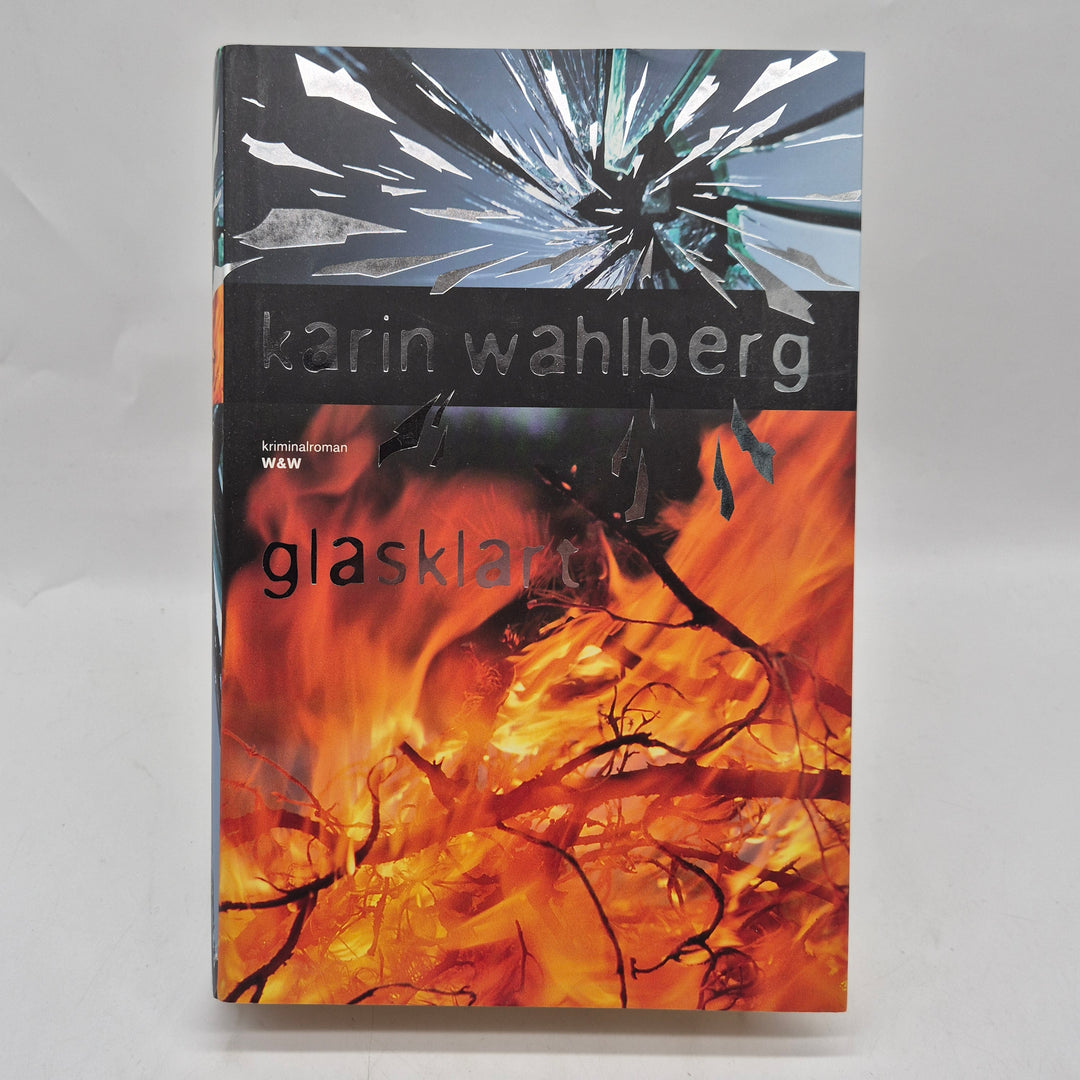 Glasklart kriminalroman Karin Wahlberg inbunden bok