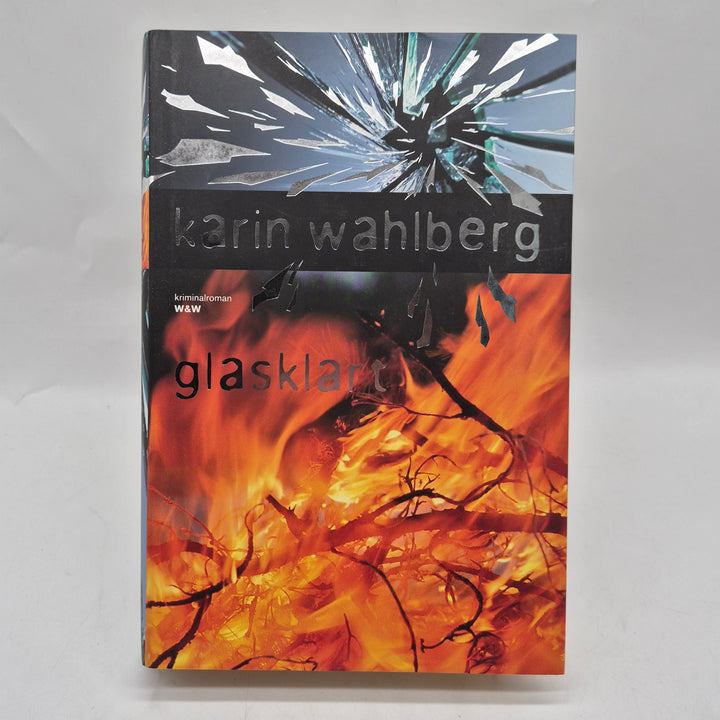 Glasklart kriminalroman Karin Wahlberg inbunden bok