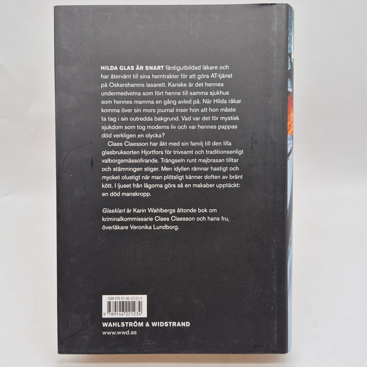 Glasklart kriminalroman Karin Wahlberg inbunden bok