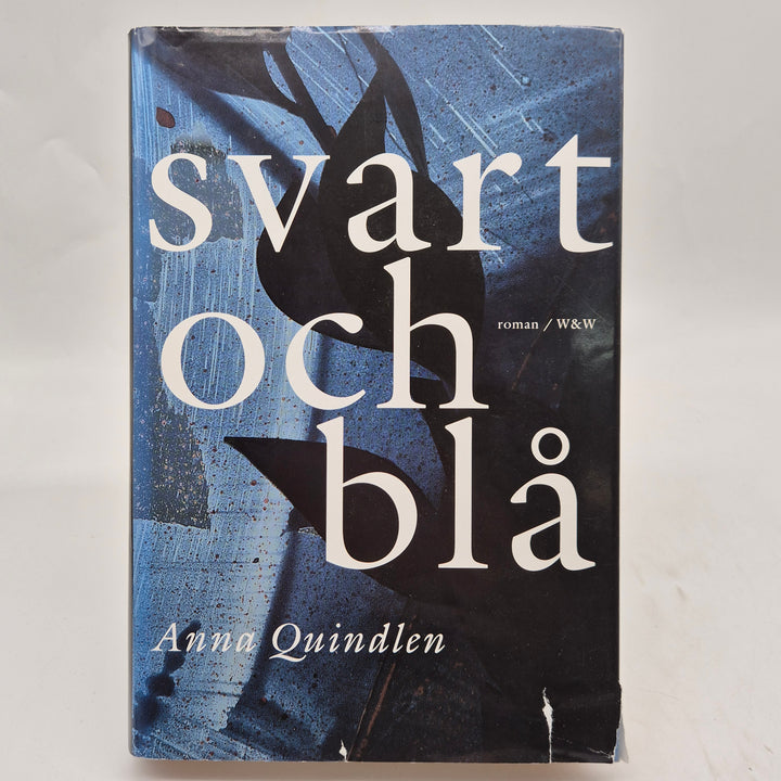 Svart och blå inbunden roman Wahlström Widstrand