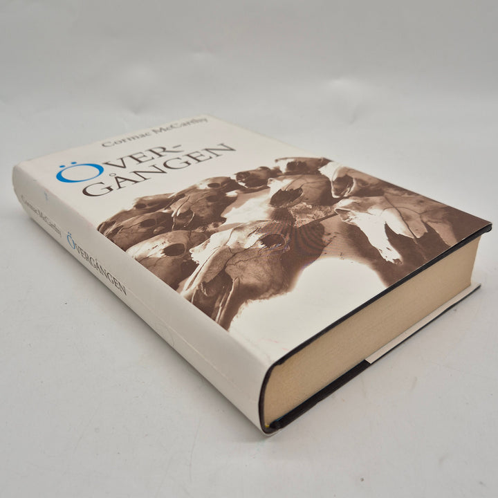 Övergången Cormac McCarthy inbunden roman begagnad