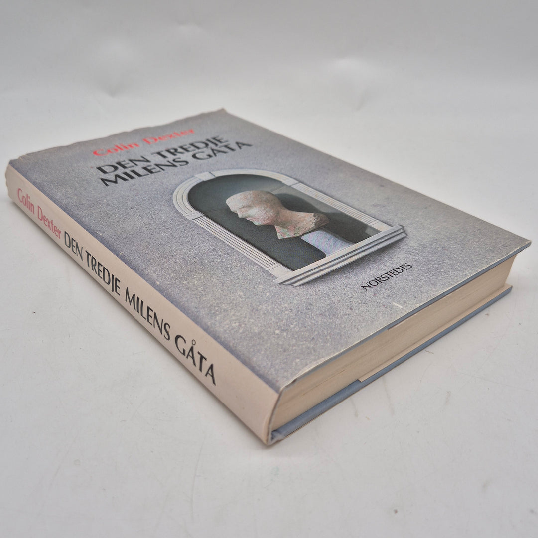 Colin Dexter kriminalroman Den tredje milens gåta