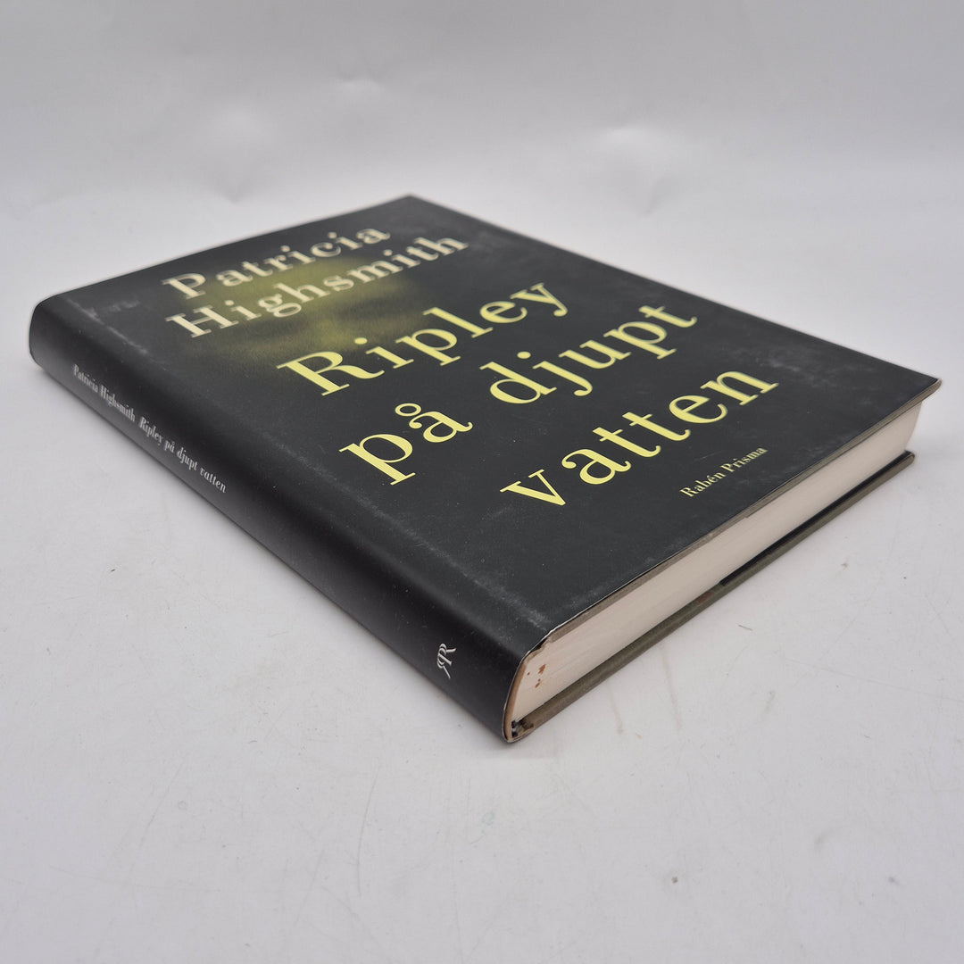 Ripley på djupt vatten inbunden kriminalroman
