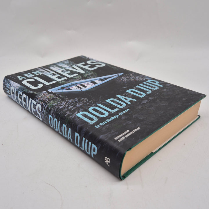 Dolda djup kriminalroman inbunden Ann Cleeves