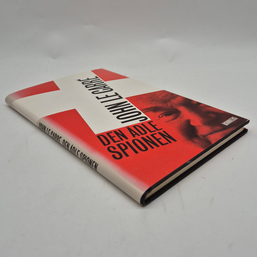 Den ädle spionen inbunden bok Bonniers