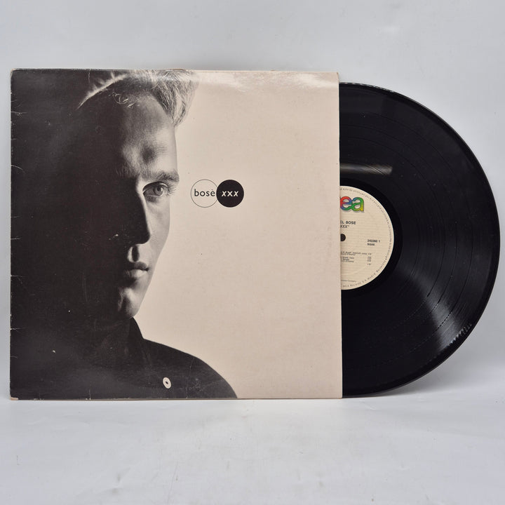 Retro LP Bose WEA svartvit porträttdesign