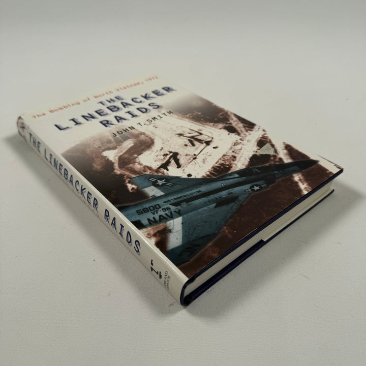The Linebacker Raids: The Bombing of North Vietnam, 1972 av John T. Smith - Homy Secondhand Online