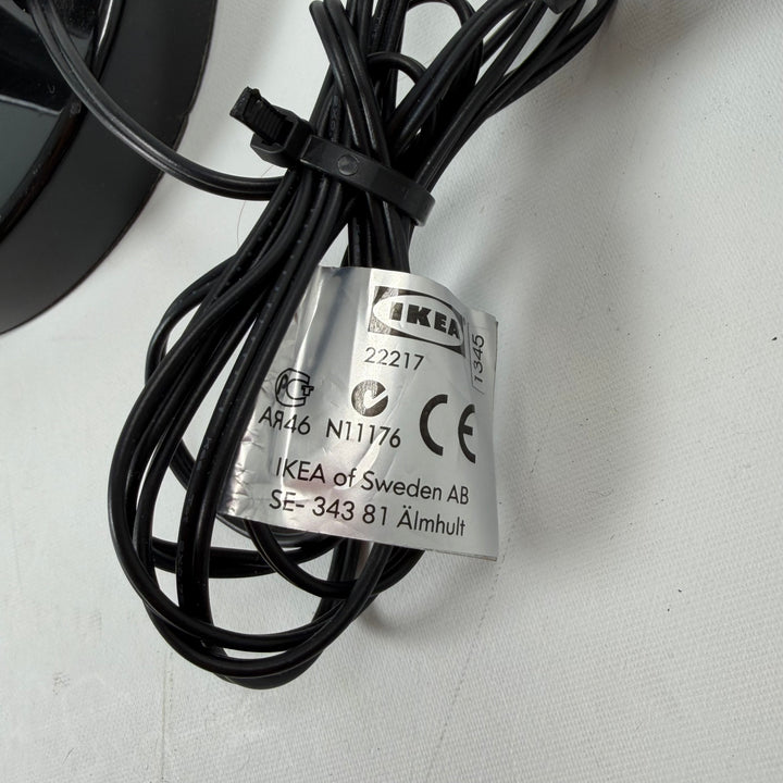 Elegant och justerbar bordslampa i svart metall