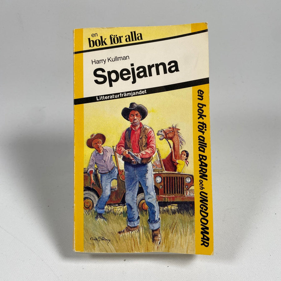 Spejarna av Harry Kullman - Klassisk Ungdomsbok - Homy Secondhand Online