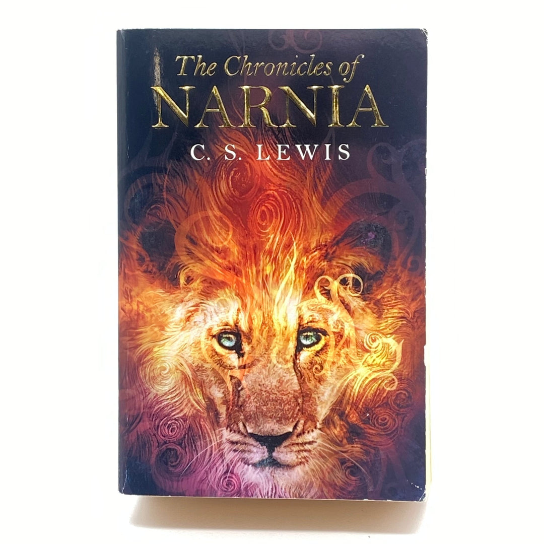 Narnia av CS Lewis vintagebok med lejonmotiv - Homy Secondhand Online