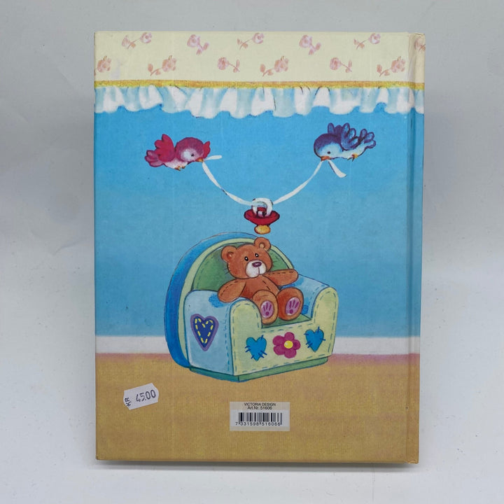 Charmig babybok med nalle och fåglar - Homy Secondhand Online