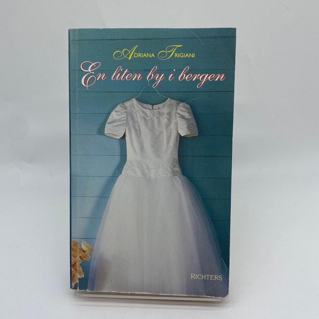 Adriana Trigiani bok En liten by i bergen