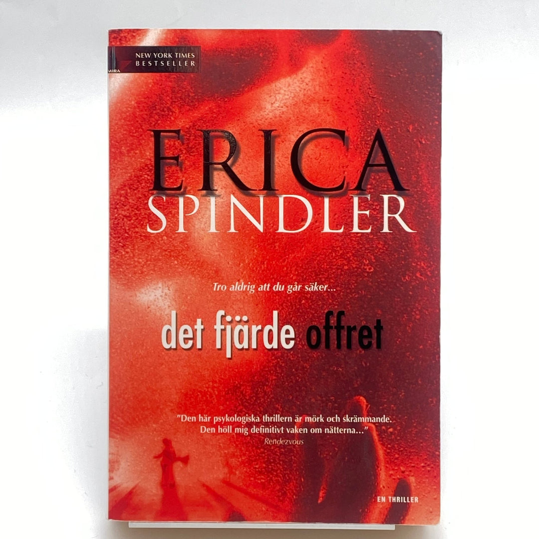 Erica Spindler röd thriller Det fjärde offret - Homy Secondhand Online