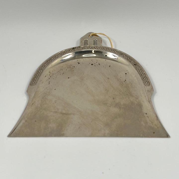Elegant gammaldags set med borste och silvrig skyffel - Homy Secondhand Online