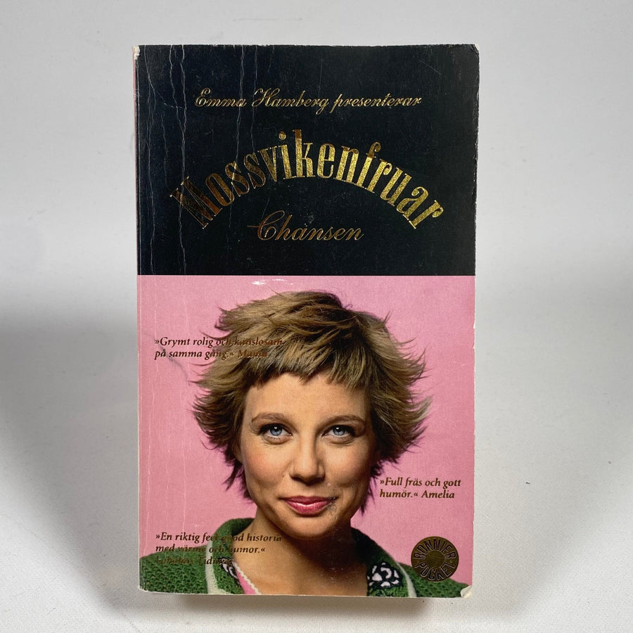 Moss - Vikens Fruar: Charm och Humor - Homy Secondhand Online