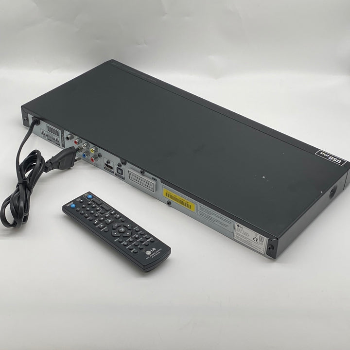 LG DVD-spelare med USB, elegant design