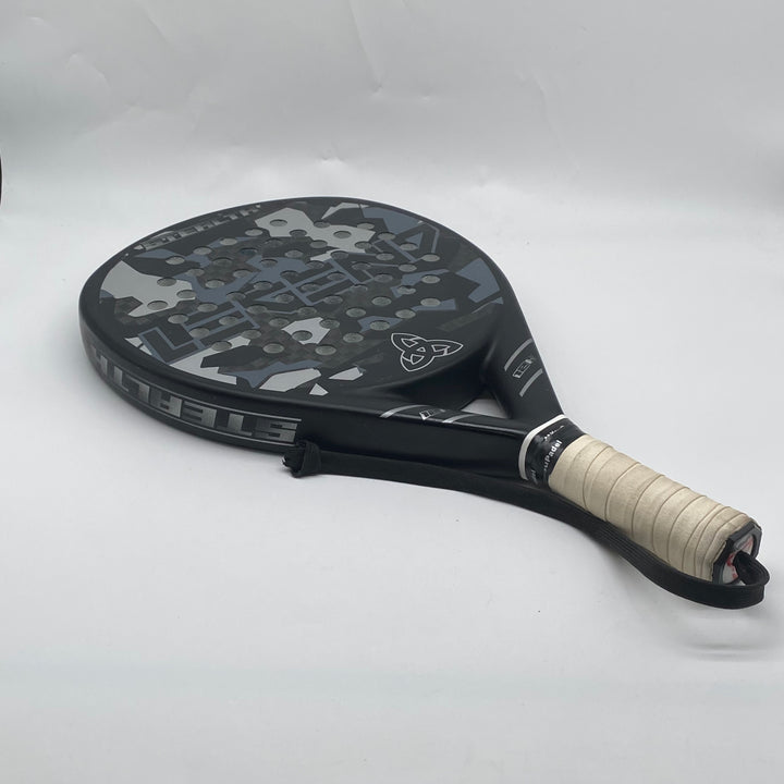 Stealth padelracket i kompositmaterial