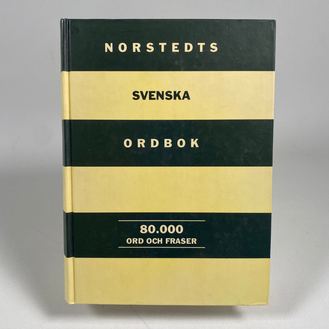 Norstedts Svenska Ordbok med 80,000 Ord - Homy Secondhand Online