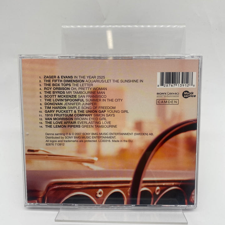Nostalgisk Cd-Samling med 60-talsmusik Retro