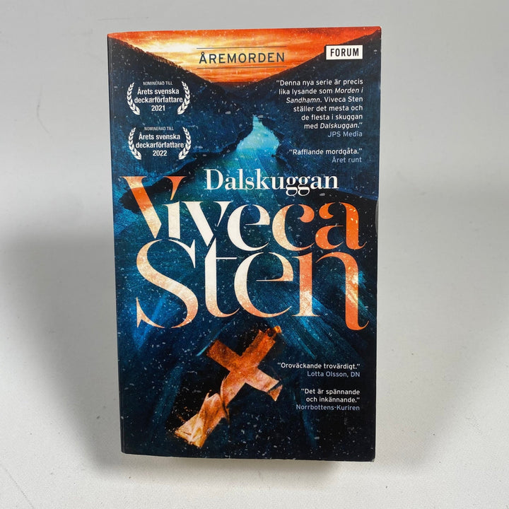 Dalskuggan av Viveca Sten - Spännande Deckare - Homy Secondhand Online
