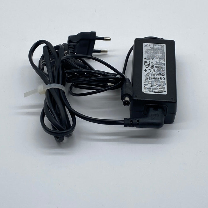 Samsung Nätadapter i Mycket Gott Skick