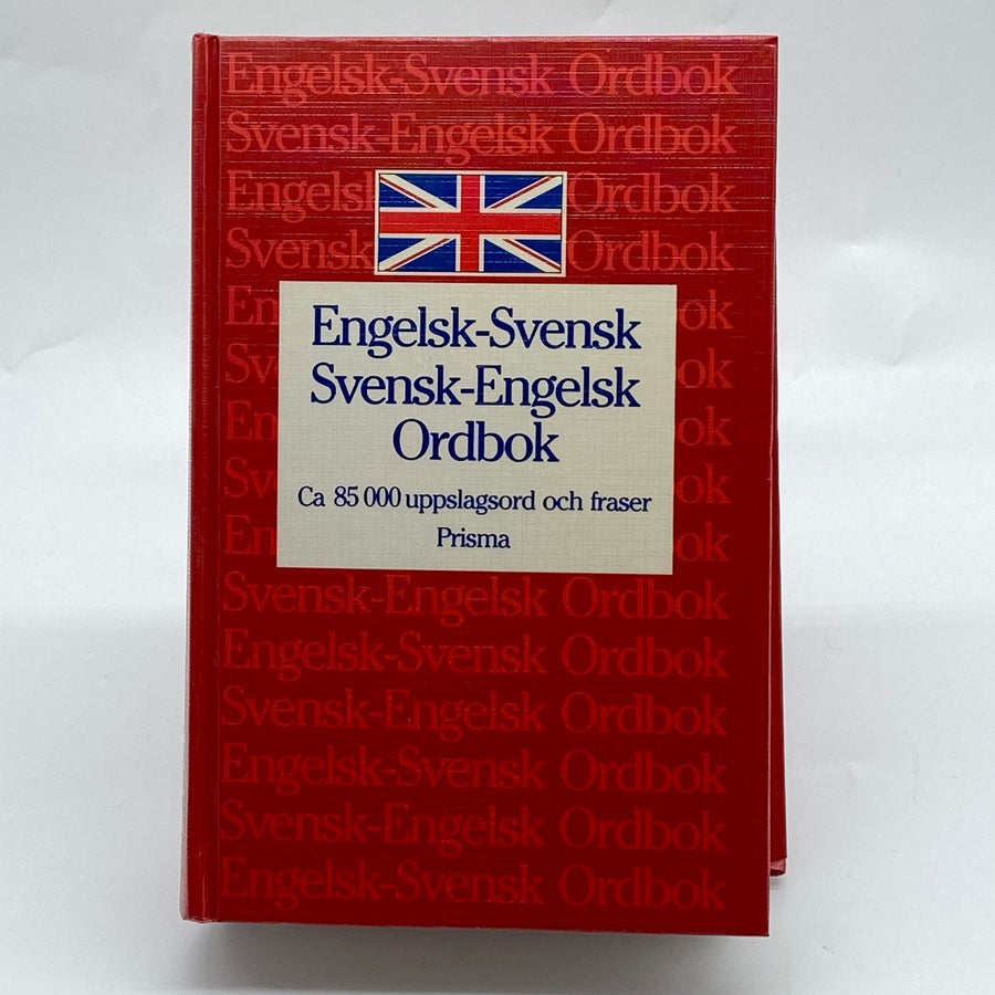 Engelsk - Svensk ordbok Prisma röd omslag - Homy Secondhand Online