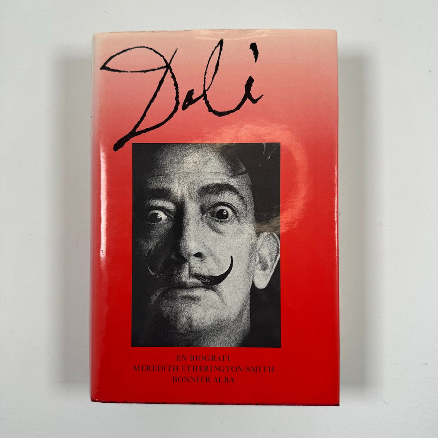 Upptäck Salvador Dalís Surrealistiska Värld: En Biografi - Homy Secondhand Online