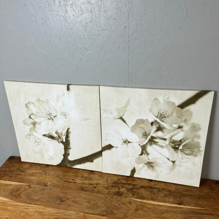 Elegant Blommande Körsbärstryck på Canvas - Homy Secondhand Online