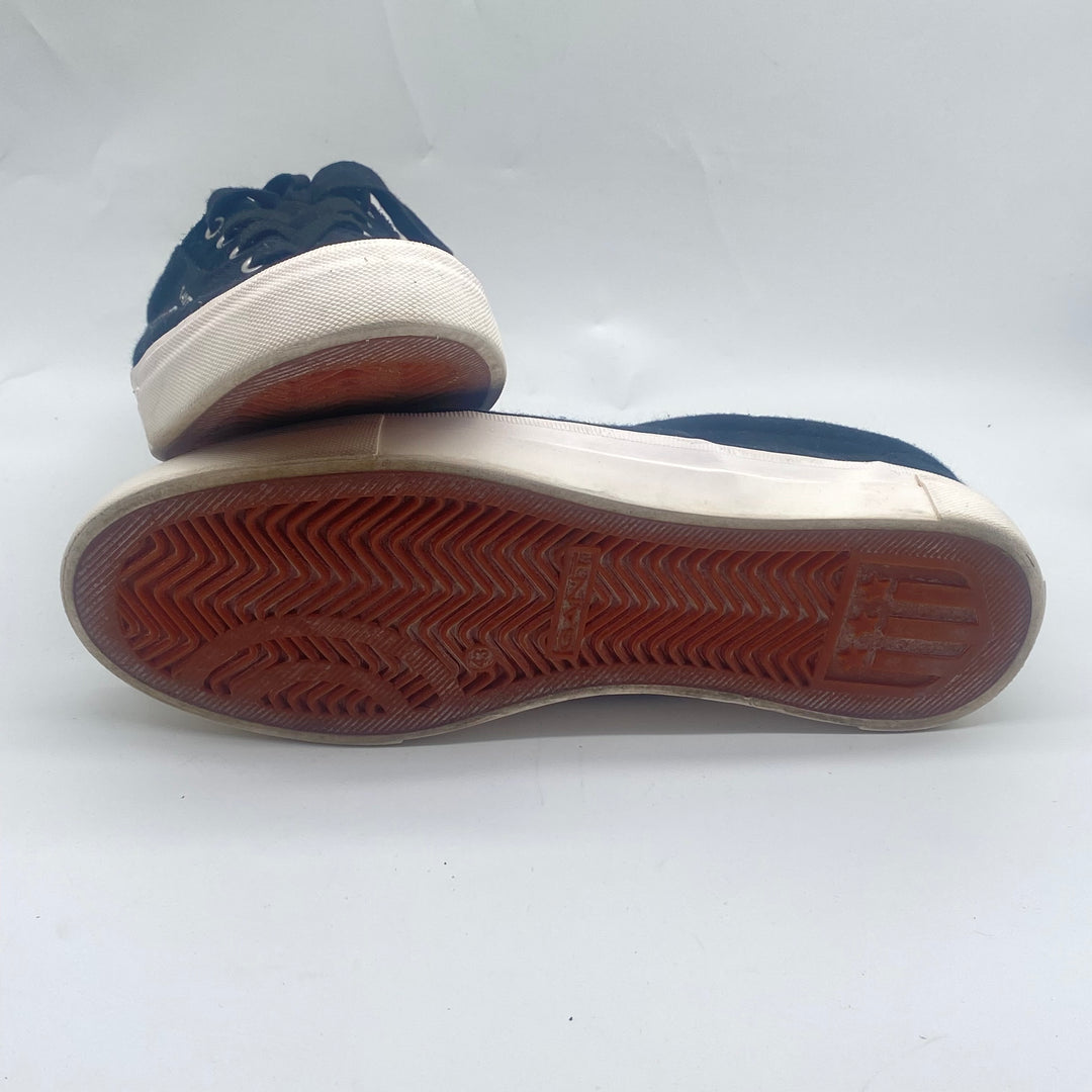 Eleganta svarta Gant sneakers i bra skick