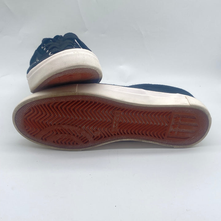 Eleganta svarta Gant sneakers i bra skick