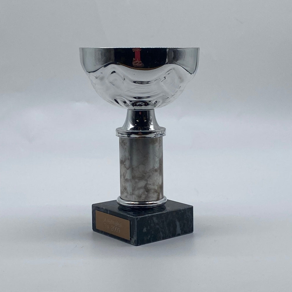 Elegant Marmorfotad Silverpokal från 1991 - Homy Secondhand Online