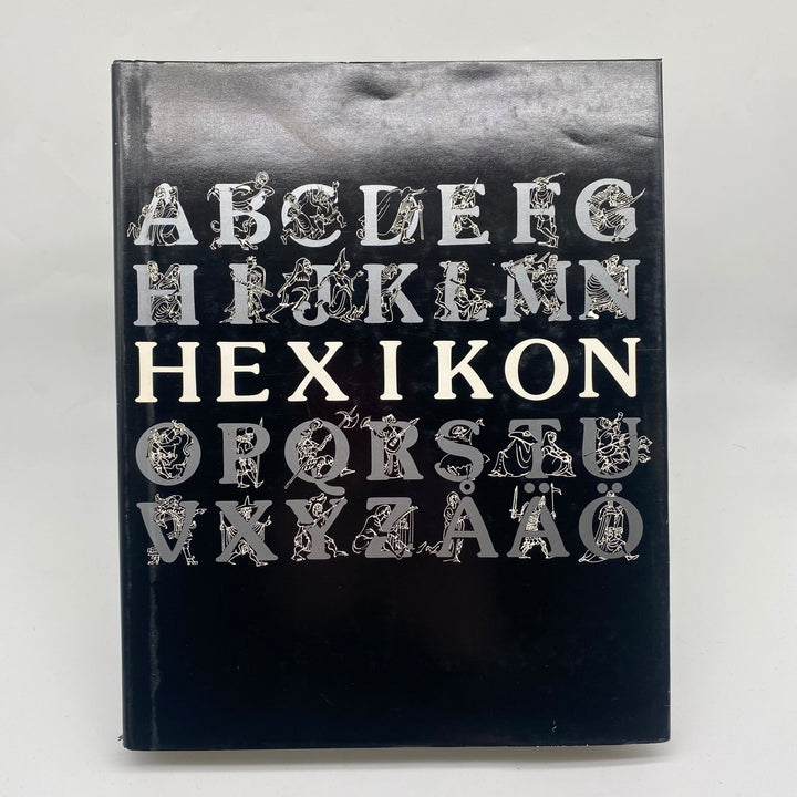 Mystisk "Hexikon" Bok med Symboler och Tecken - Homy Secondhand Online