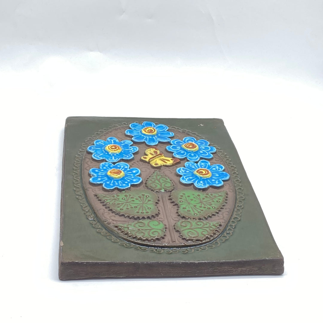 Retro keramikplatta med handmålade blommotiv
