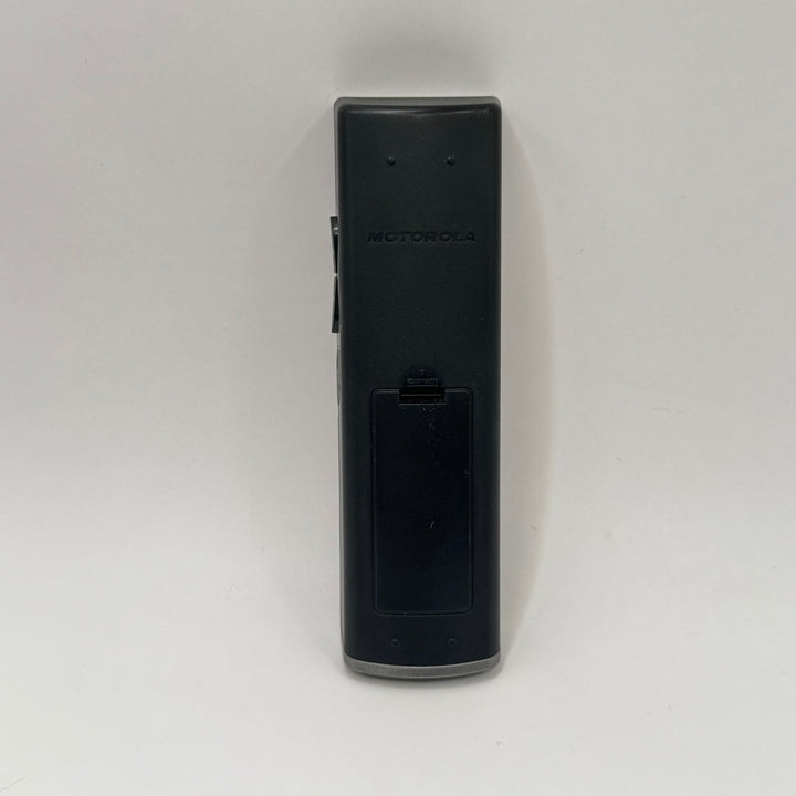 Motorola Universalfjärrkontroll i Silver - Homy Secondhand Online