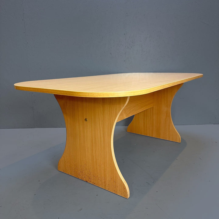 Modern Träsoffbord med Hylla 130x70x53 cm - Homy Secondhand Online