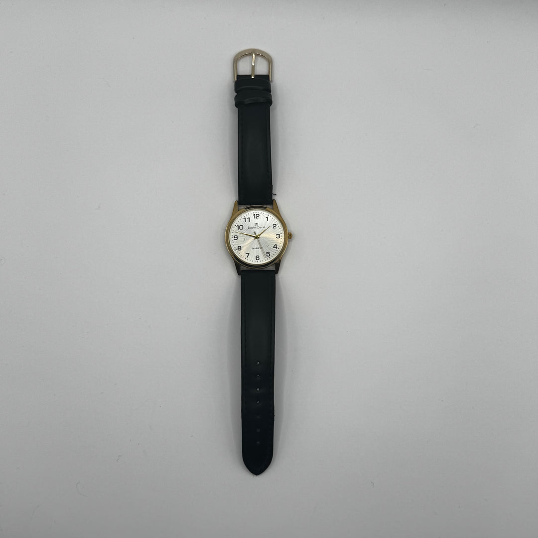 Klassisk Guldfärgad Dariel David Armbandsur