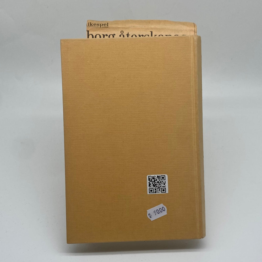Sveriges Historia - Klassisk Bok i Beige Omslag - Homy Secondhand Online