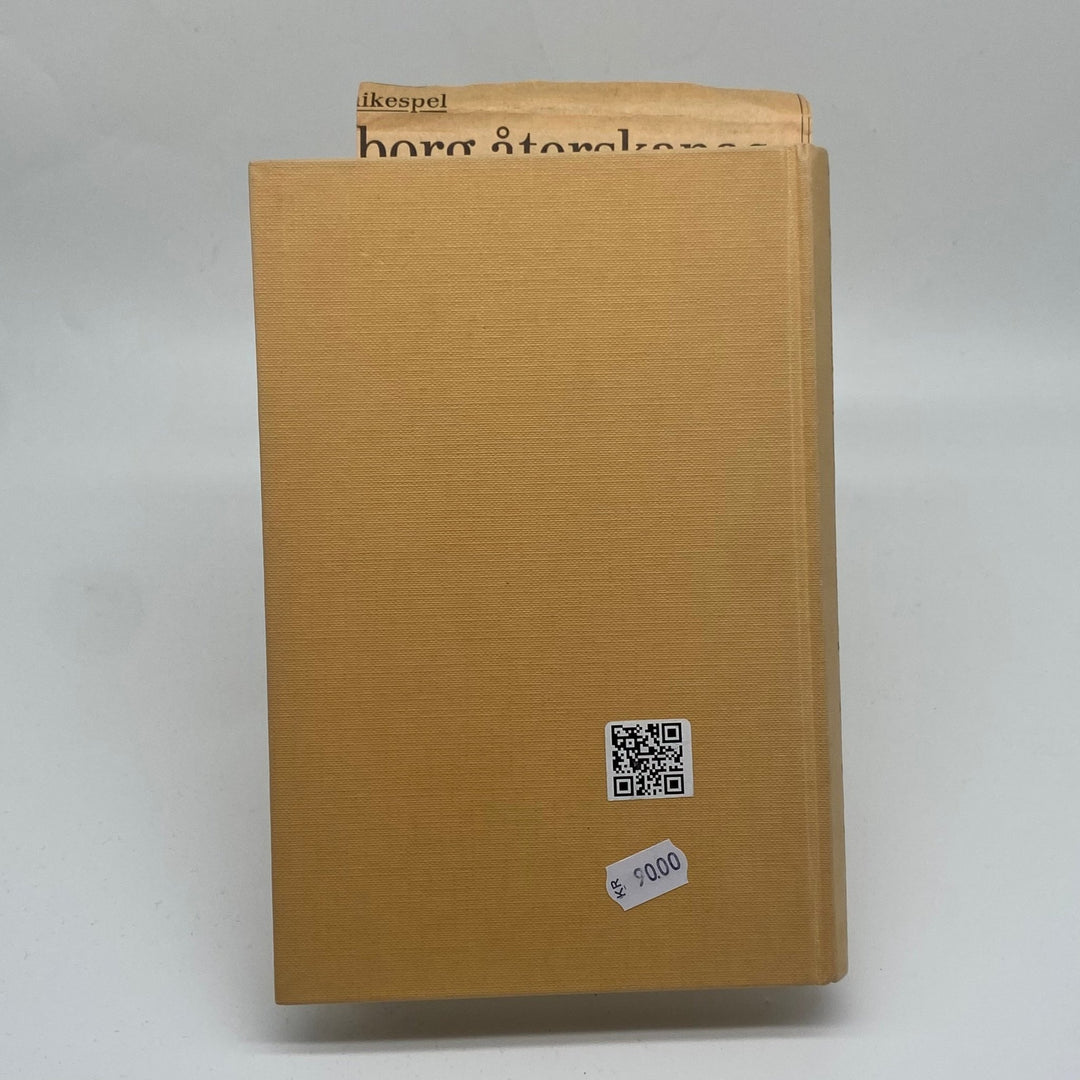 Sveriges Historia - Klassisk Bok i Beige Omslag - Homy Secondhand Online