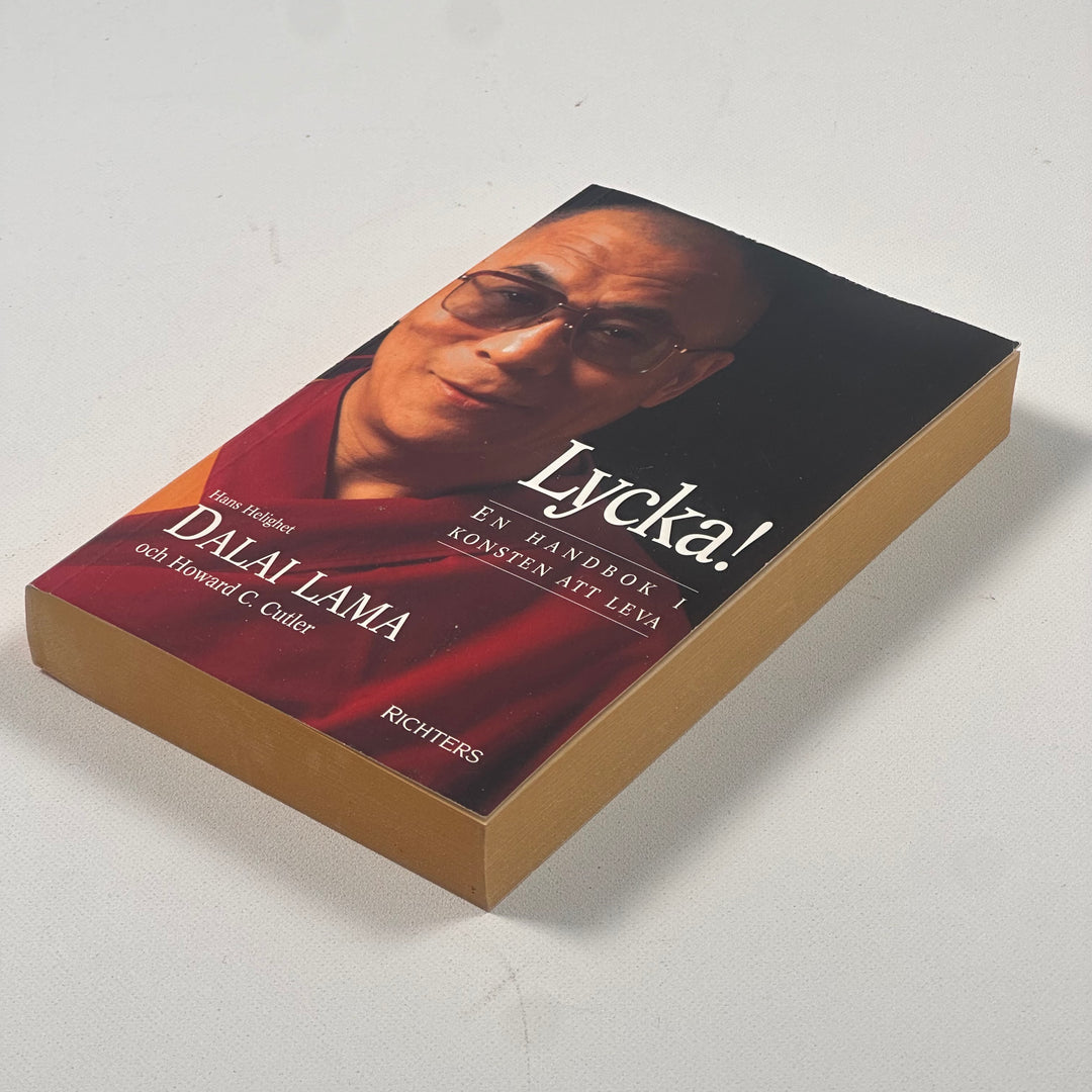 Lycka! En handbok i konsten att leva av Dalai Lama och Howard C. Cutler