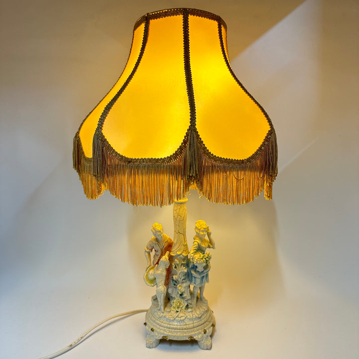 Rokoko Stil Bordslampa med Figurin Dekor