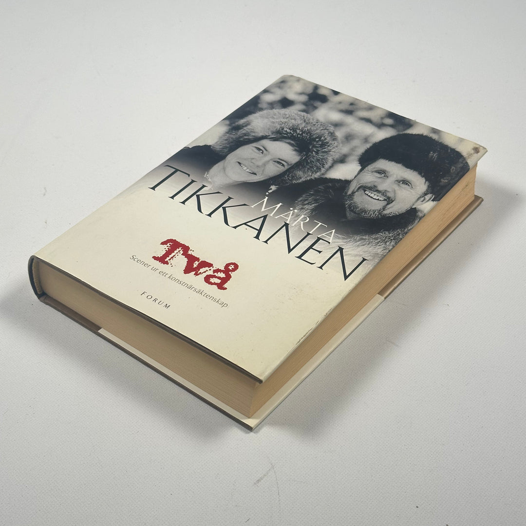 Två av Märta Tikkanen