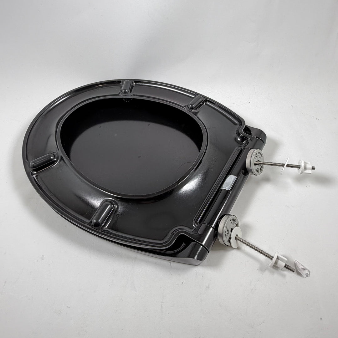 Svart klassisk toalettsits i plast