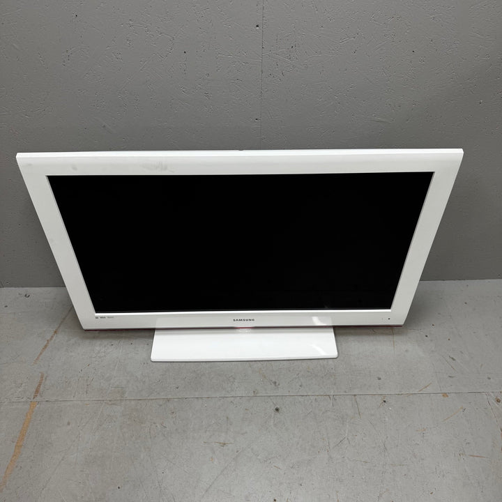 Samsung vit LCD - TV i retrostil - Homy Secondhand Online