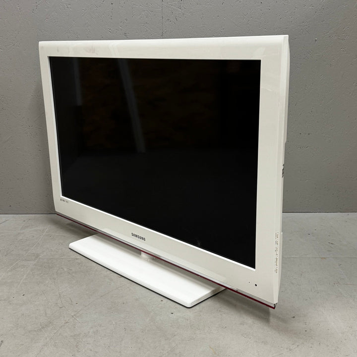 Samsung vit LCD - TV i retrostil - Homy Secondhand Online