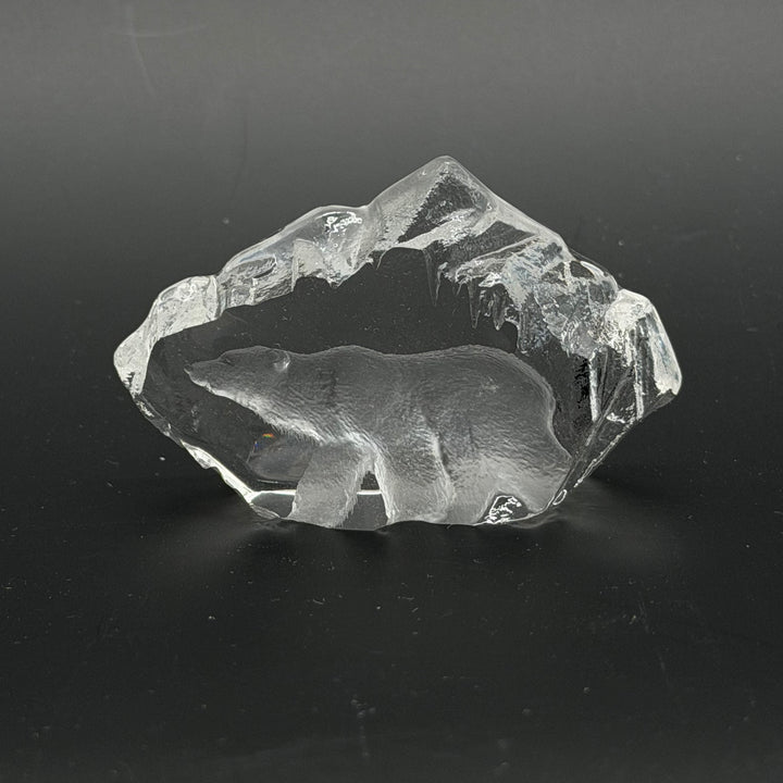 Unik kristallbjörn av Mats Jonasson Målerås