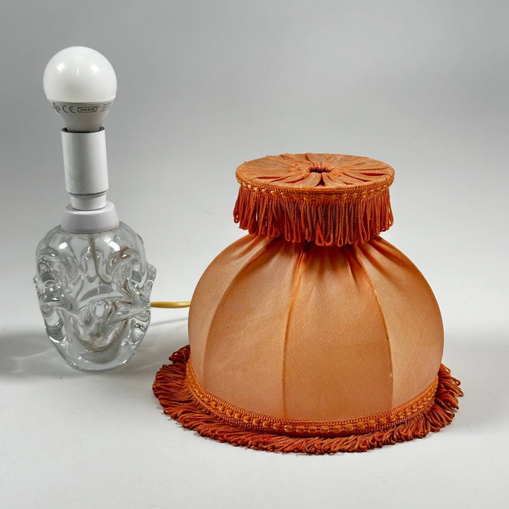 Vintage bordslampa med lejonfot i glas - Homy Secondhand Online