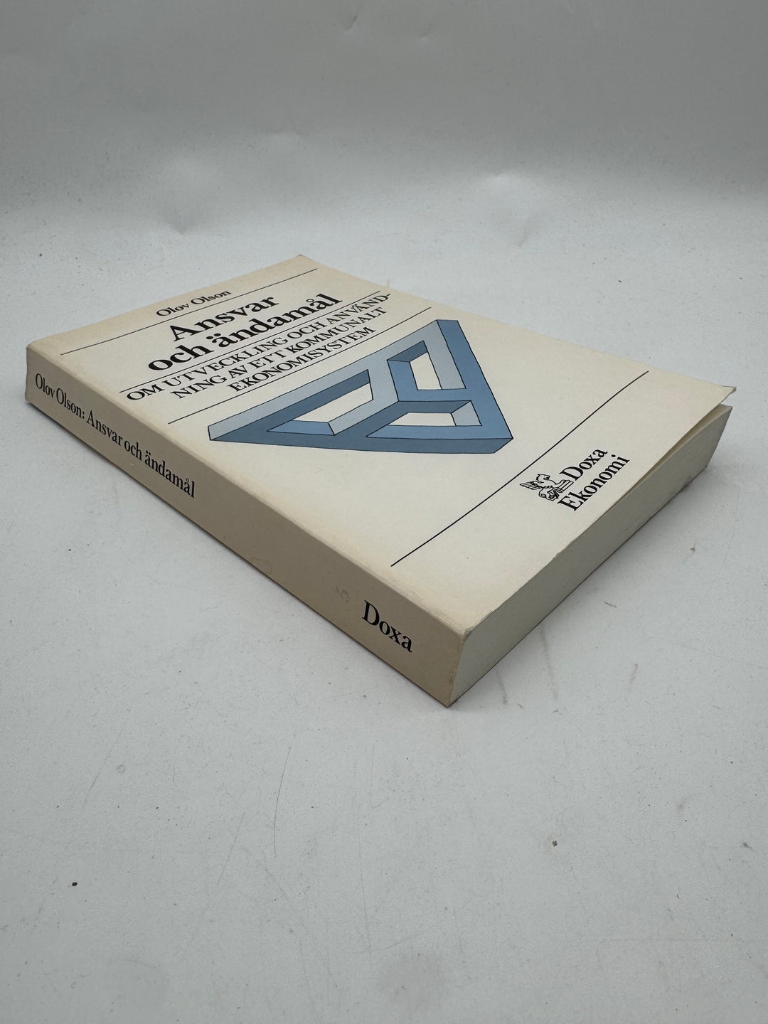 Ansvar och ändamål bok kommunal ekonomi retro