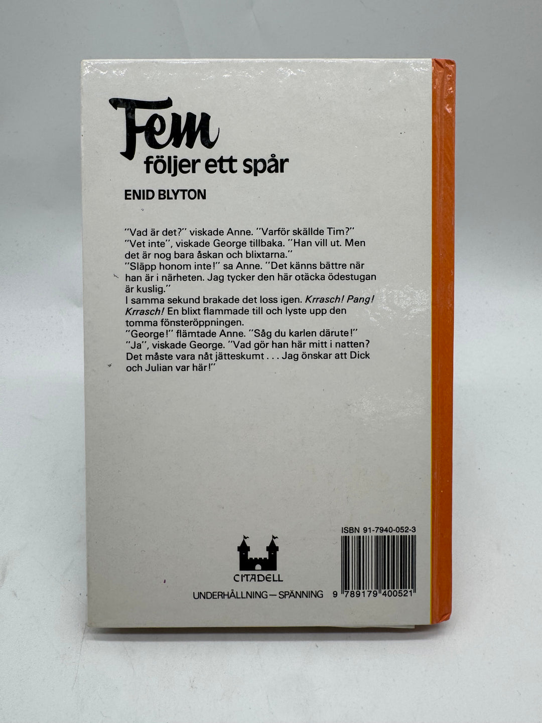Retro barnbok Fem följer ett spår Enid Blyton