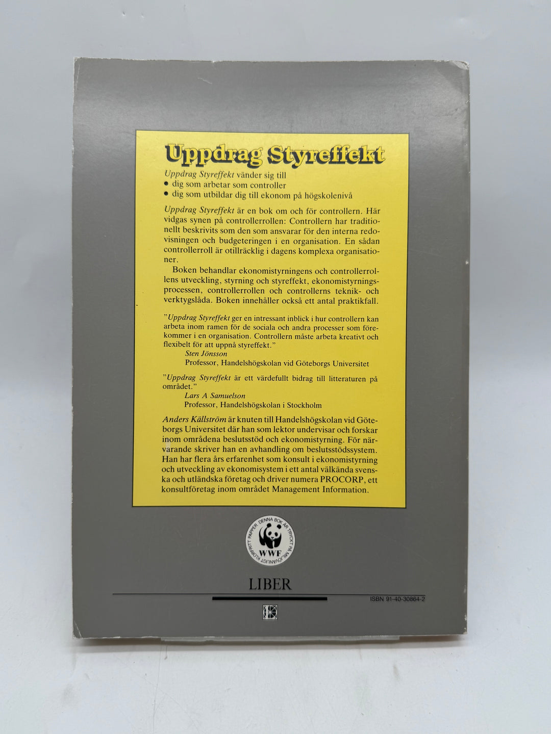 Uppdrag Styreffekt bok ekonomi Liber begagnad