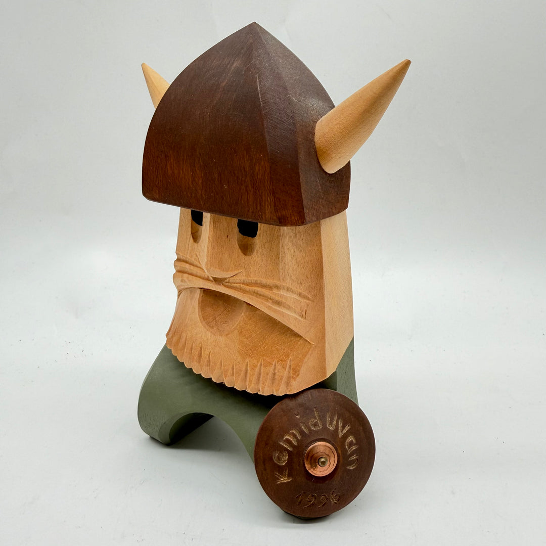 Retro handgjord trätomte vikingfigur 1996